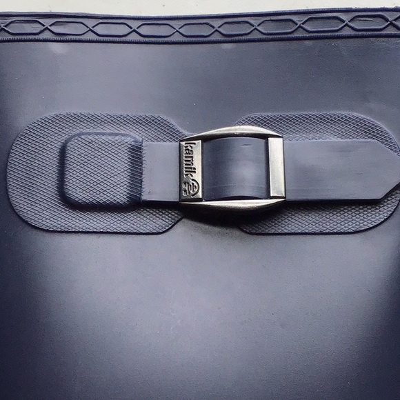 Women’s Kamik Rainboots Blue and Pink - Picture 2 of 7